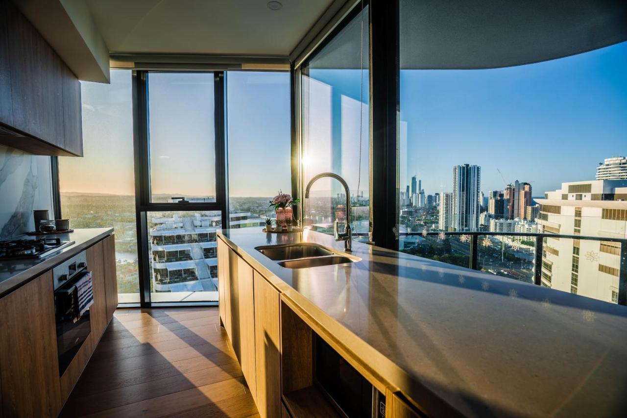 2 Bedroom Luxurious Family Apartment Next To Pacific Fair - Broadbeach Gold Coast Gc22 Luaran gambar